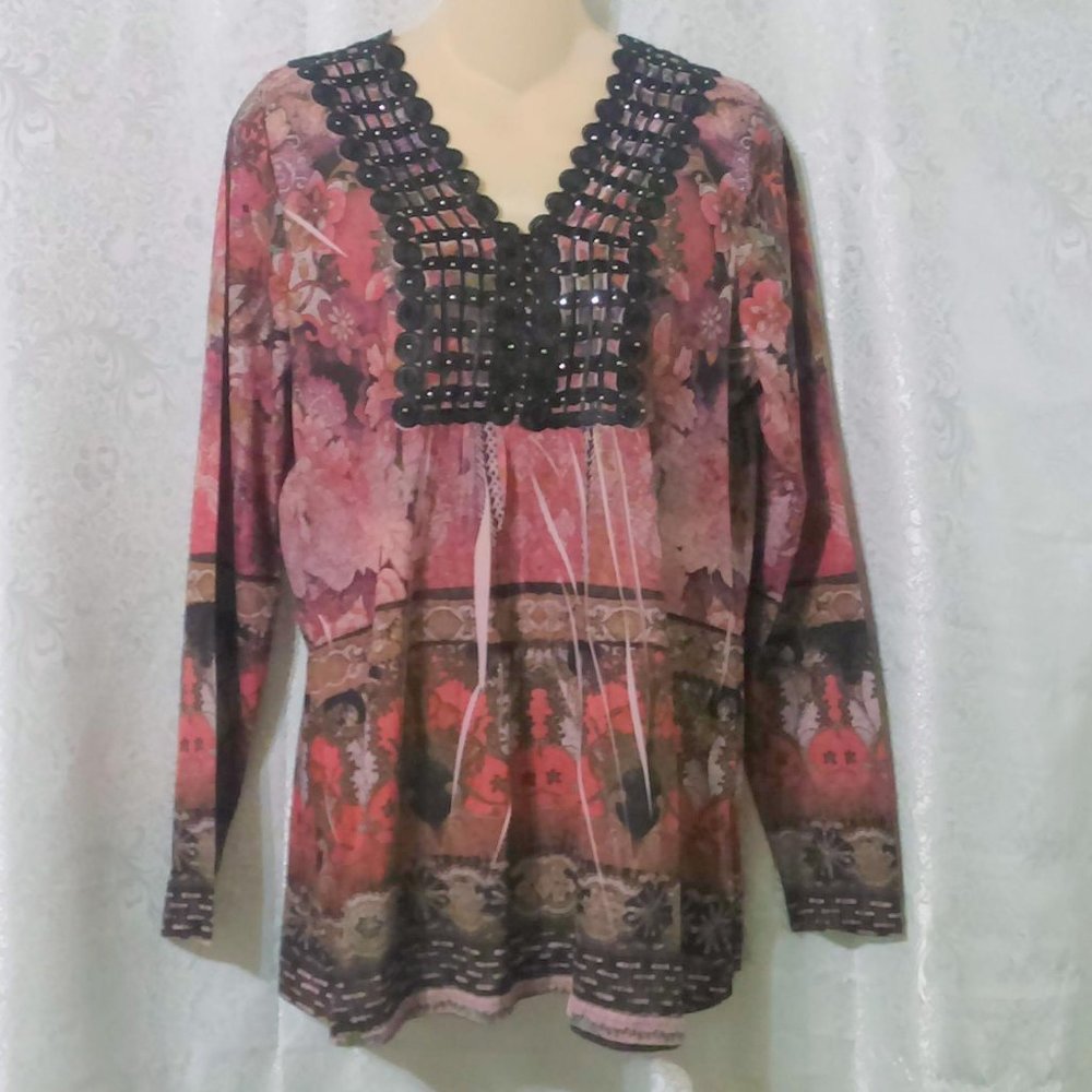 World Unity Sublimation Print Lace Trimmed Top